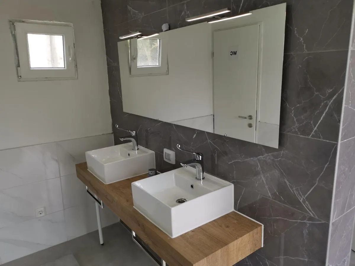 Romey Iikka Apartman